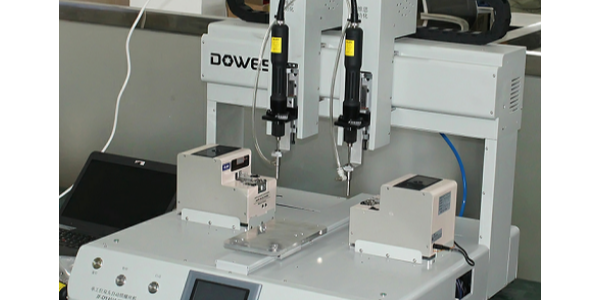 這樣的桌面式螺絲機，愛了愛了-堅豐股份