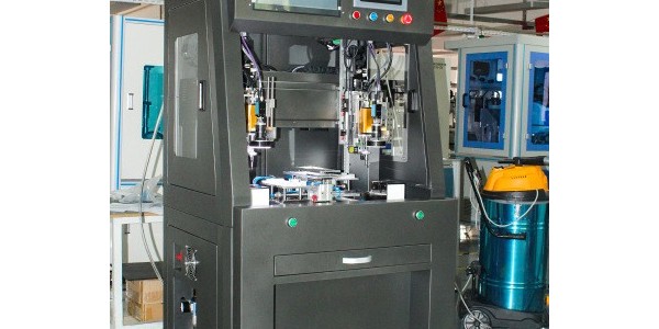 自動打螺絲機容易卡料嗎？-堅豐股份