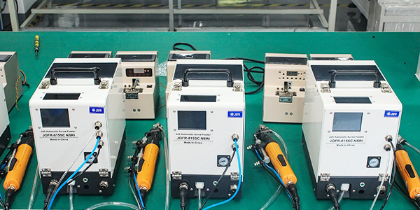 使用自動鎖螺絲機要注意哪些方面？堅豐電子告知您