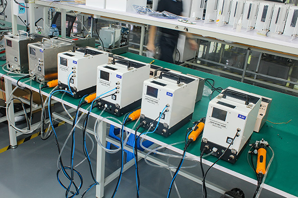 全自動鎖螺絲機(jī)廠家哪家好，選堅豐電子